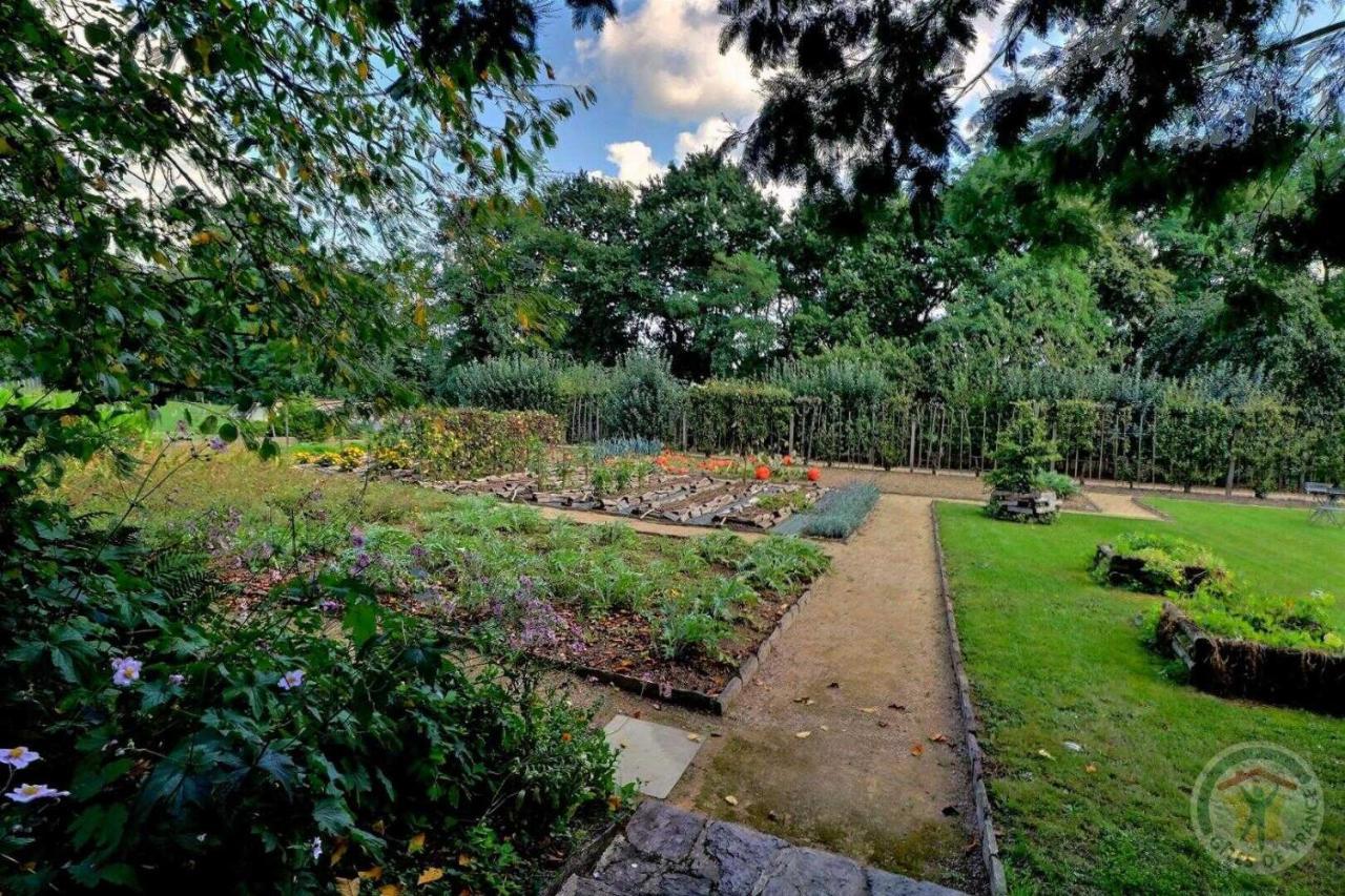 Manoir De La Droulinais Bed & Breakfast Bruz Dış mekan fotoğraf